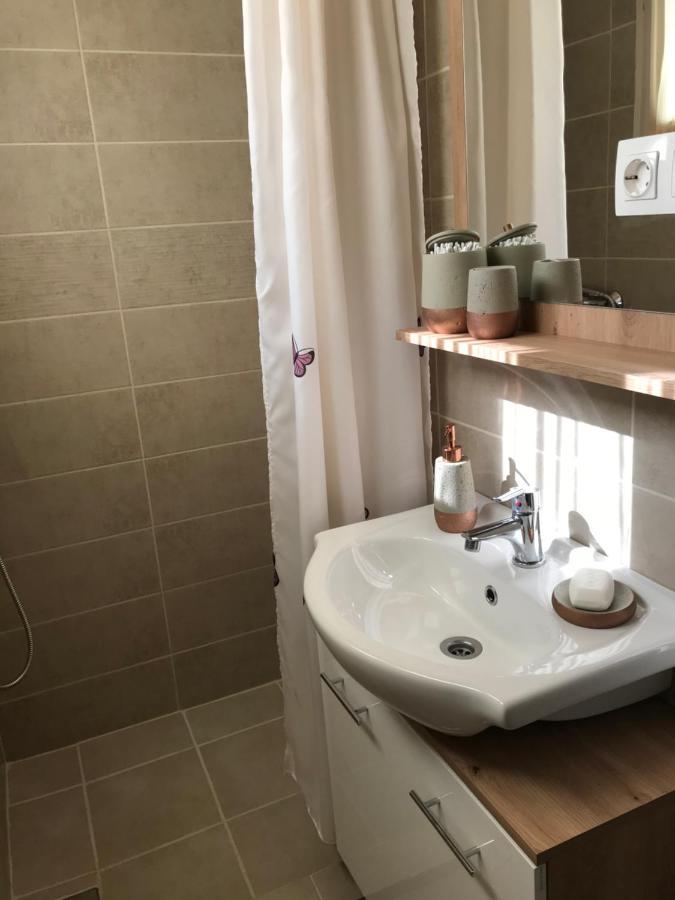 Kertvarosi Kucko Debrecenben! Luaran gambar